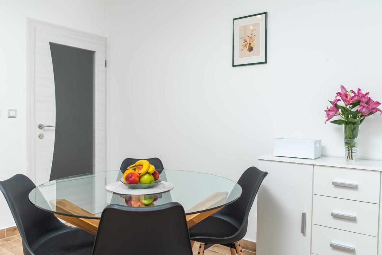 Apartment Kiki Kaštel Štafilić Kültér fotó