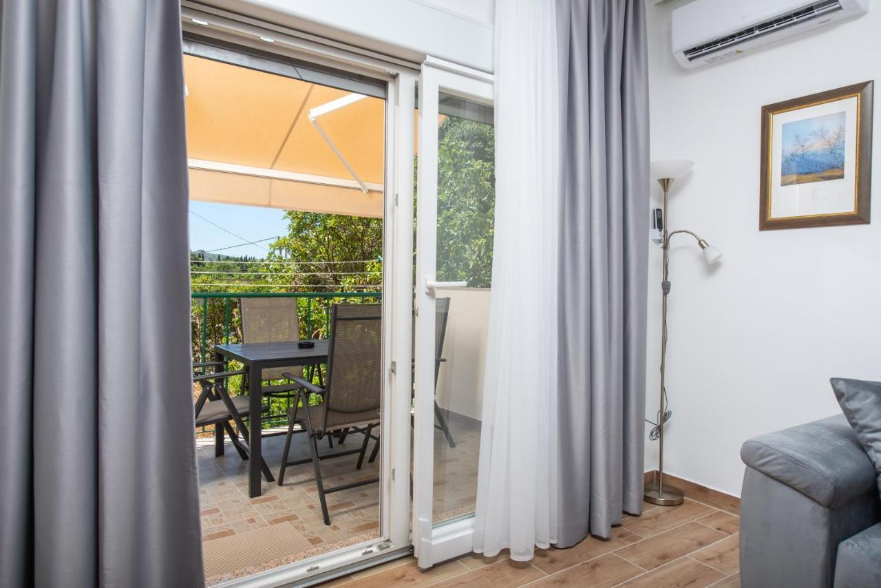 Apartment Kiki Kaštel Štafilić Kültér fotó